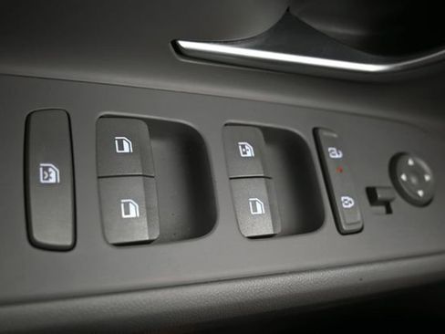 Used 2024 Hyundai Elantra SEL w/ Convenience Package FWD image 29