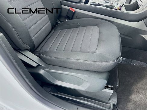 Used 2022 Ford Edge SE w/ Black Appearance Package image 31