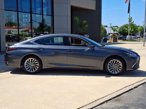 Certified 2025 Lexus ES 300h w/ Luxury Package FWD image 7