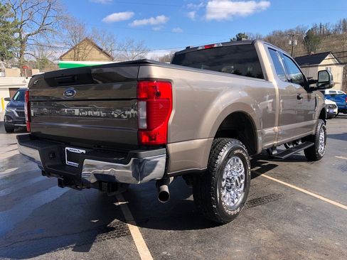 Used 2020 Ford F350 XLT w/ Snow Plow Prep Package image 5