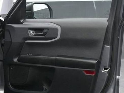 Used 2023 RAM ProMaster 2500 FWD image 9