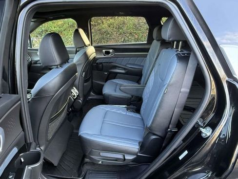 Used 2025 Kia Sorento SX Prestige image 9