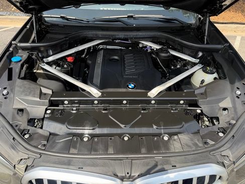 Used 2023 BMW X6 xDrive40i w/ Premium Package AWD/4WD image 6
