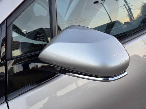 Used 2017 Toyota Prius Prime Plus image 35