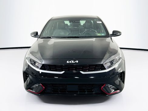 Used 2023 Kia Forte GT-Line w/ GT-Line Premium Package image 2