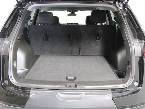 Used 2025 Chevrolet Blazer LT FWD image 37