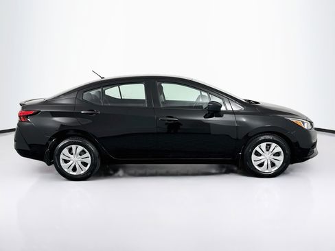 Used 2020 Nissan Versa S FWD image 16
