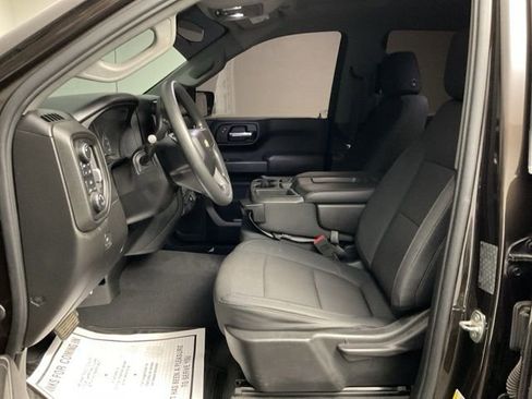 Used 2019 Chevrolet Silverado 1500 Custom w/ Custom Value Package image 14