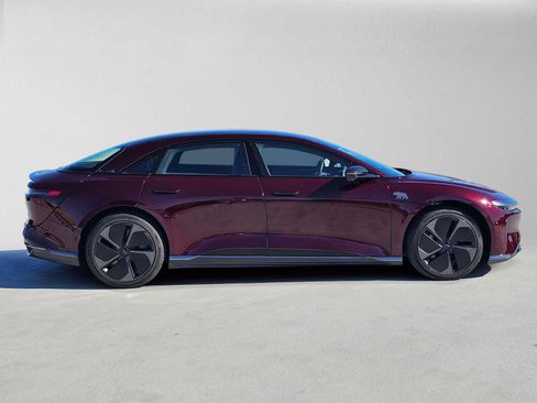Used 2025 Lucid Air Touring AWD/4WD image 2