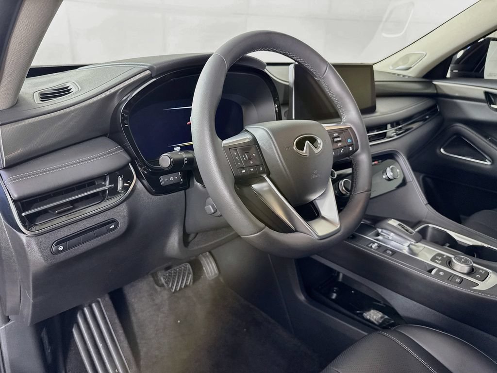 Certified 2027 INFINITI QX60 Luxe w/ Cargo Package FWD image 12