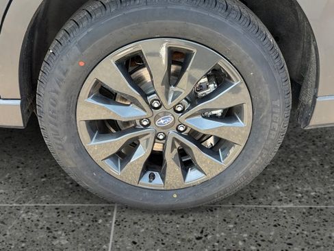 Used 2024 Subaru Outback Onyx Edition AWD/4WD image 11