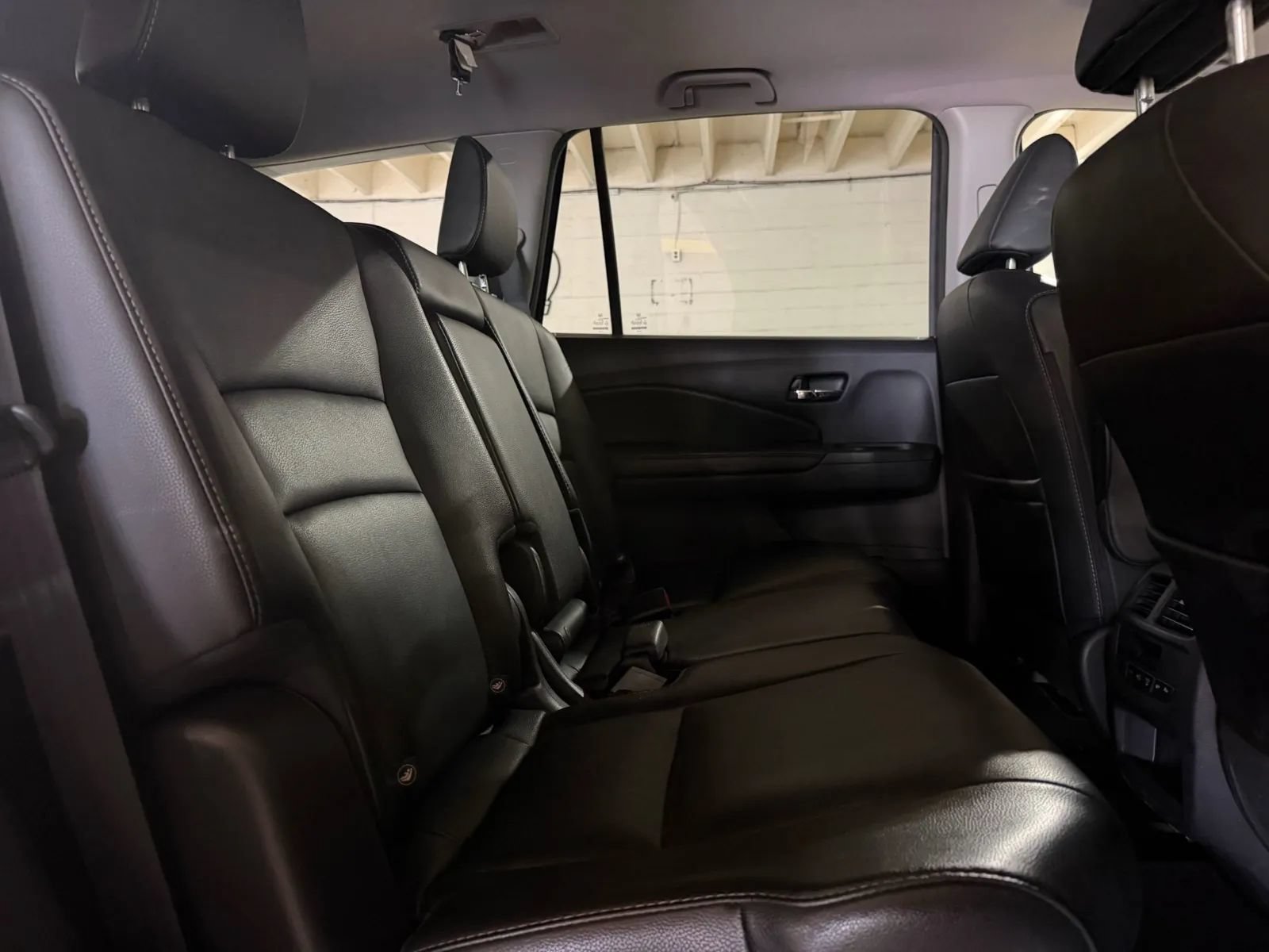 Used 2017 Honda Pilot EX-L image 11