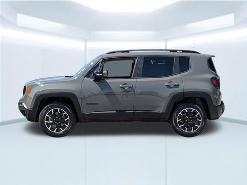 Used 2023 Jeep Renegade Latitude image 13