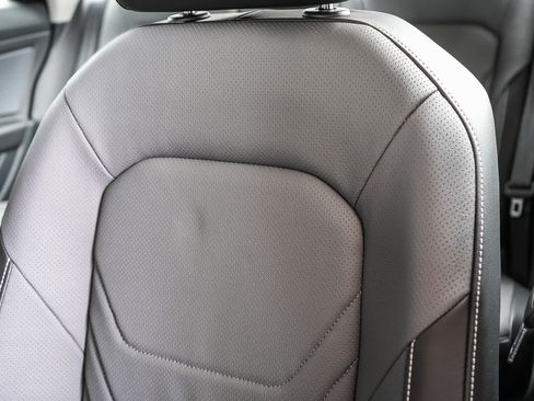 New 2026 Volkswagen Jetta SEL FWD image 27