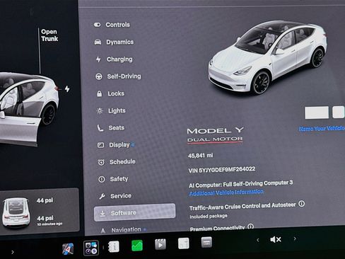 Used 2021 Tesla Model Y Performance AWD/4WD image 18