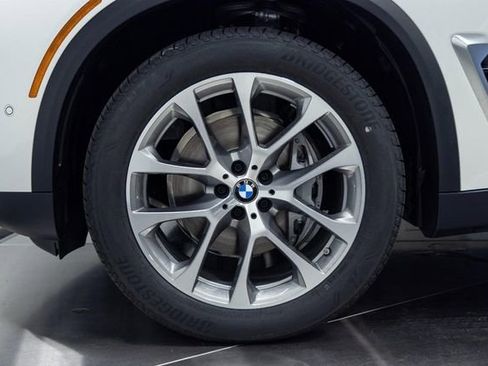 New 2026 BMW X5 xDrive40i AWD/4WD image 26