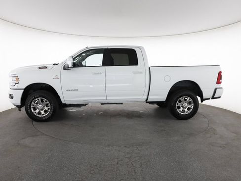 Used 2024 RAM 2500 Laramie w/ Safety Group AWD/4WD image 7