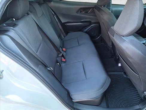Used 2025 Toyota Prius LE FWD image 18