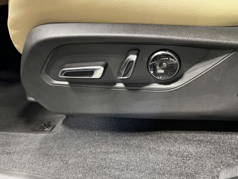 Certified 2025 Acura MDX SH-AWD image 26