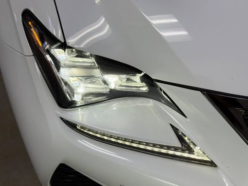 Used 2015 Lexus RC F w/ Performance Package RWD image 33