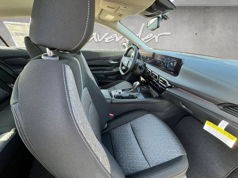 New 2026 Nissan Sentra SV w/ SV Convenience Package FWD image 25