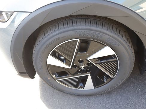 New 2026 Hyundai Ioniq 5 SEL image 10