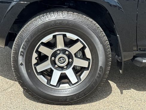 Used 2024 Toyota 4Runner TRD Off-Road Premium w/ Moonroof Package AWD/4WD image 13