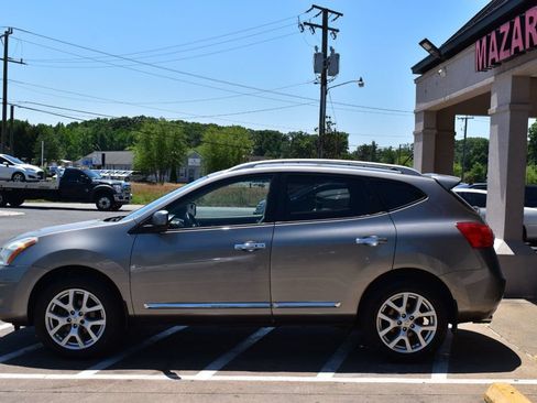 Used 2011 Nissan Rogue SV w/ SL Pkg AWD/4WD image 4