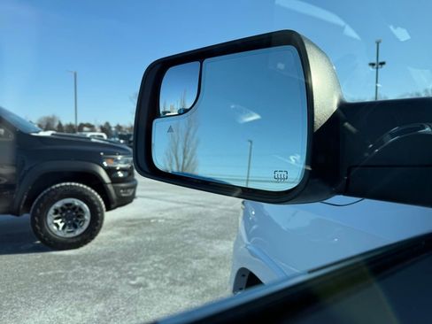 Used 2022 RAM 1500 Laramie image 12