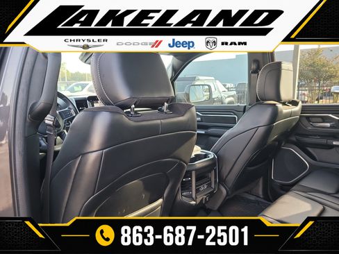 Used 2023 RAM 1500 Laramie AWD/4WD image 13