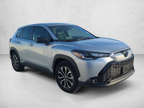 Used 2024 Toyota Corolla Cross AWD Hybrid image 3