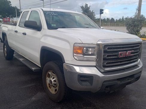 Used 2015 GMC Sierra 2500 4x4 Double Cab w/ Sierra Convenience Package image 5
