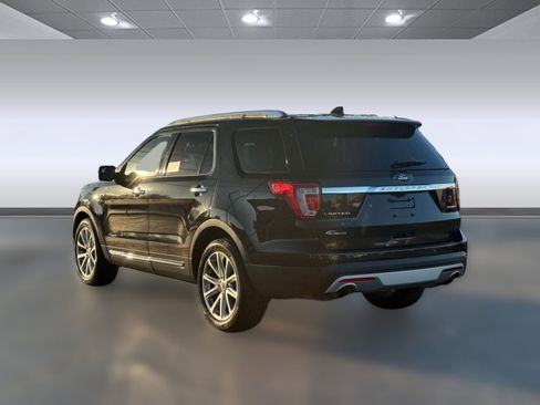 Used 2016 Ford Explorer Limited image 3