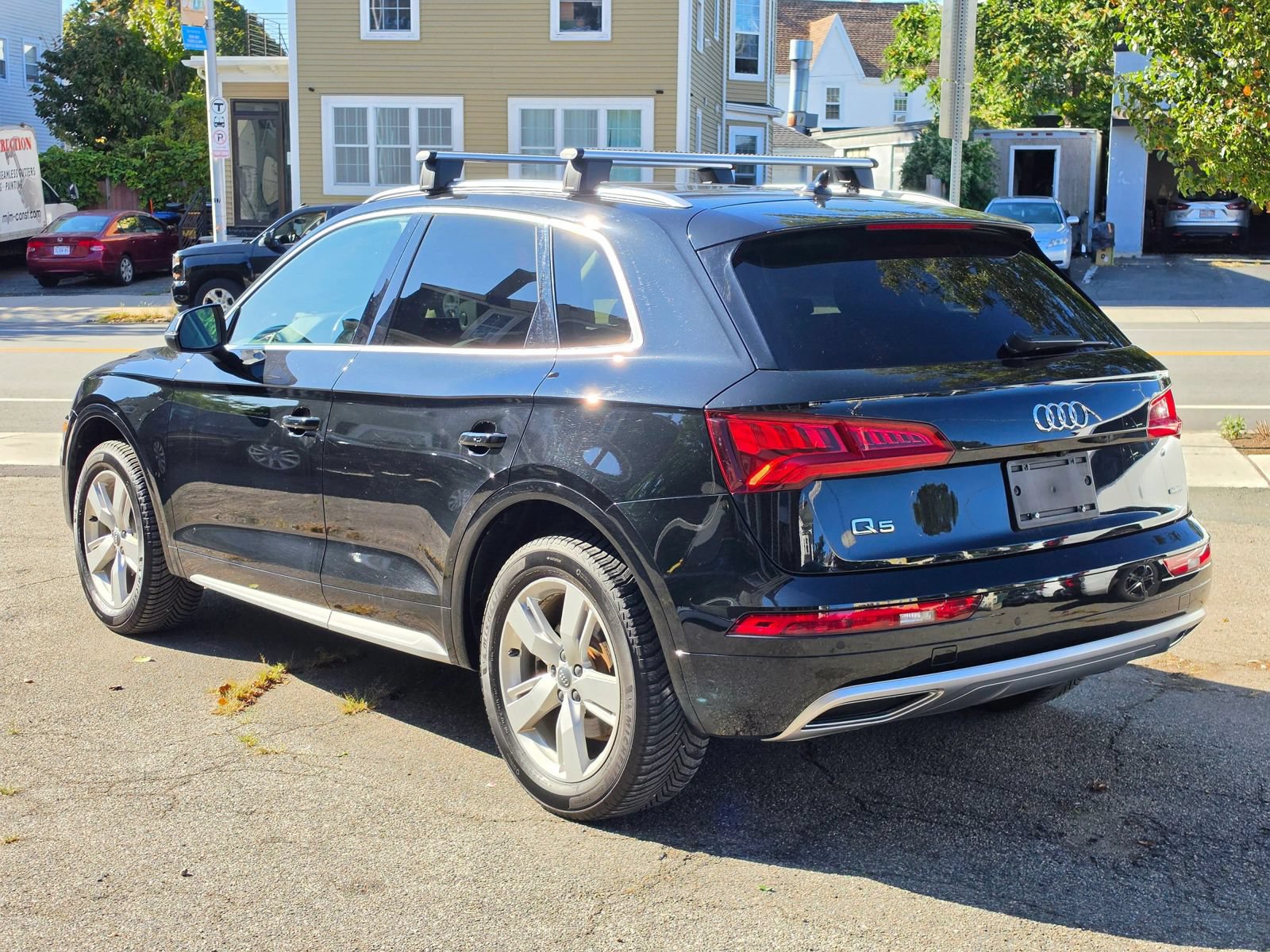 Used 2019 Audi Q5 2.0T Premium Plus w/ Premium Plus Package AWD/4WD image 4