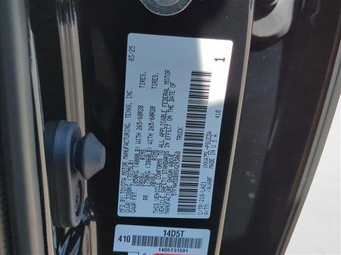 New 2025 Toyota Tundra Platinum image 18