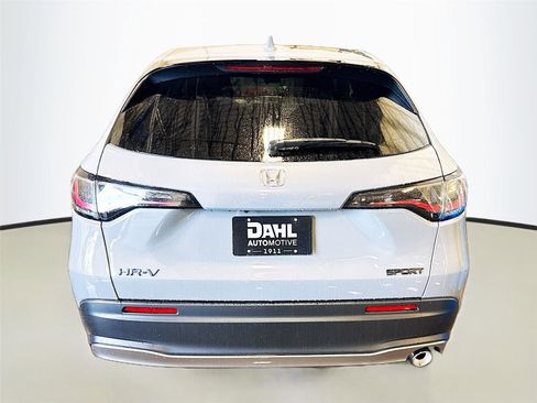 New 2027 Honda HR-V Sport image 12