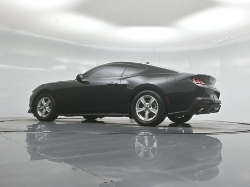 Used 2024 Ford Mustang Coupe RWD image 42