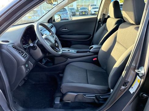 Used 2019 Honda HR-V LX image 18