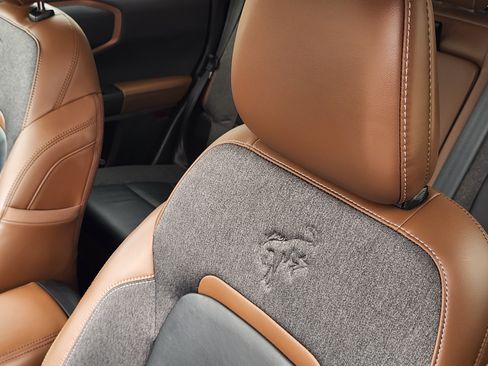 Used 2022 Ford Bronco Sport Outer Banks w/ Tech Package image 17