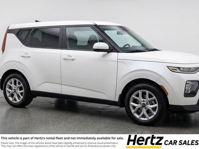 Used 2025 Kia Soul LX w/ LX Technology Package