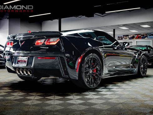 Used 2015 Chevrolet Corvette Z06 w/ 3LZ Preferred Equipment Group RWD image 20