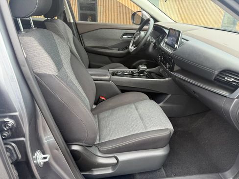 Used 2021 Nissan Rogue SV AWD/4WD image 19