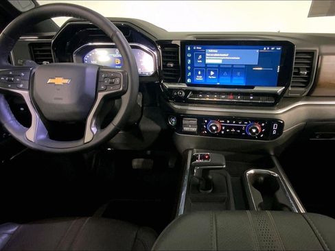 Used 2025 Chevrolet Silverado 1500 High Country w/ High Country Premium Package image 15