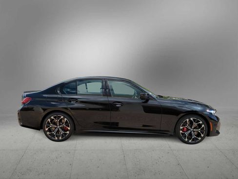 New 2025 BMW 330i xDrive Sedan w/ M Sport Package image 9