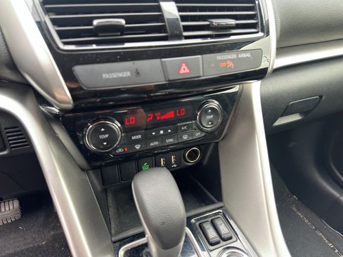 Used 2024 Mitsubishi Eclipse Cross SE AWD/4WD image 28