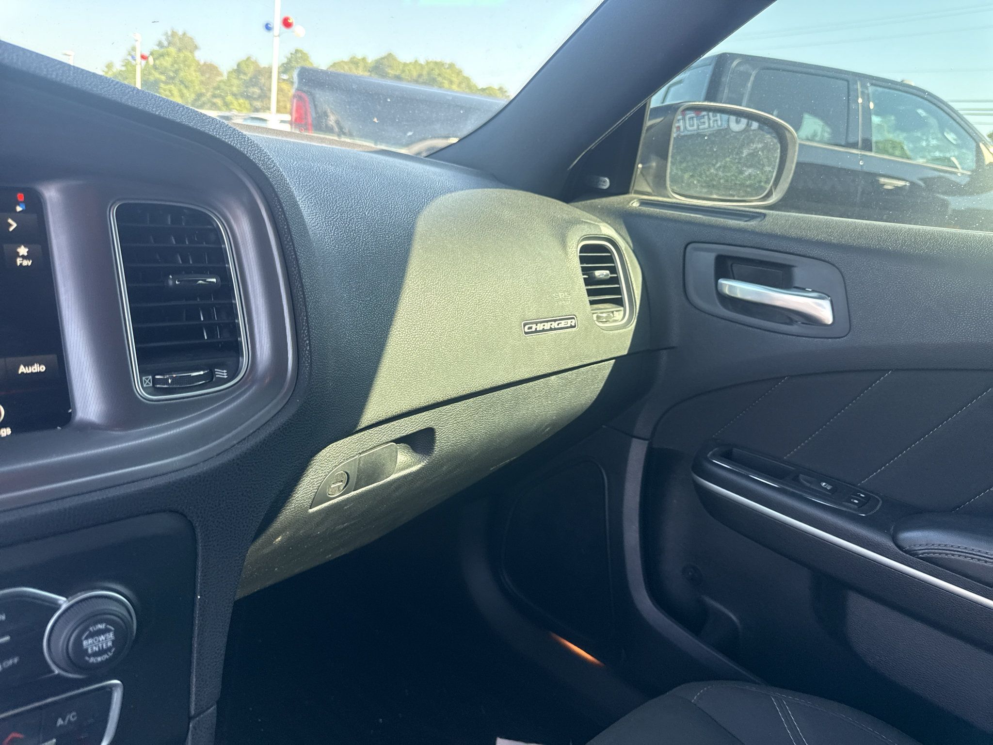Used 2023 Dodge Charger SXT w/ Cold Weather Package RWD image 19