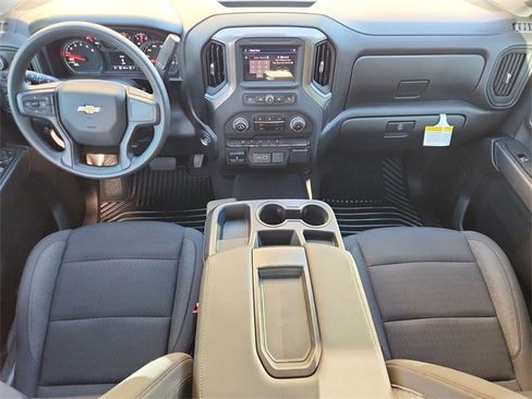 Used 2025 Chevrolet Silverado 1500 Custom w/ Turbomax Blackout Package image 19