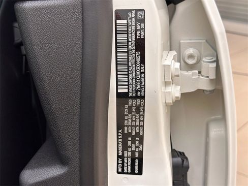 Used 2024 Maserati Levante GT Ultima image 21