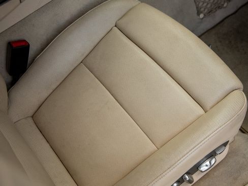 Used 2016 Porsche Panamera Edition image 42