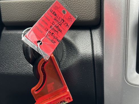 Used 2012 RAM 1500 Big Horn w/ Luxury Group image 37